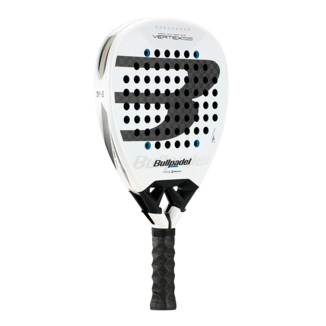 Pala Bullpadel Vertex 05 2026 Juan Tello