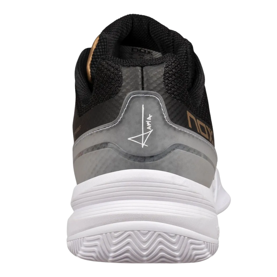 Tenis Nox AT10 Pro Negro/Dorado