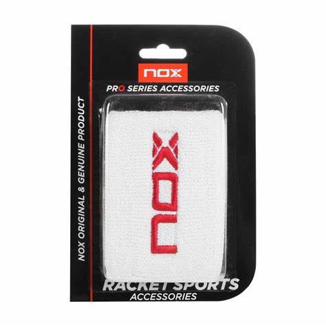 NOX MUNEQUERAS BCO LOGO ROJ