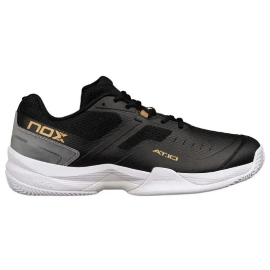 NOX 2024 CALZADO NOX AT10 PRO NEGRO/DORADO